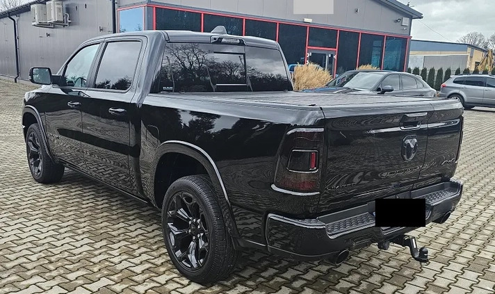 Dodge RAM cena 329000 przebieg: 64000, rok produkcji 2021 z Korfantów małe 704